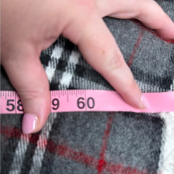 Cashmillion Scarf - Picture 3 of 3